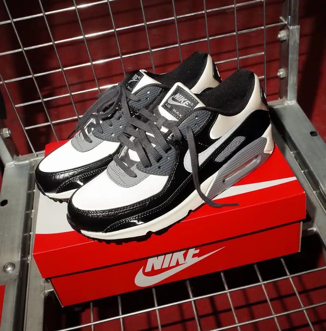 [280] 나이키 에어맥스 90 코코넛밀크 블랙 상품이미지4