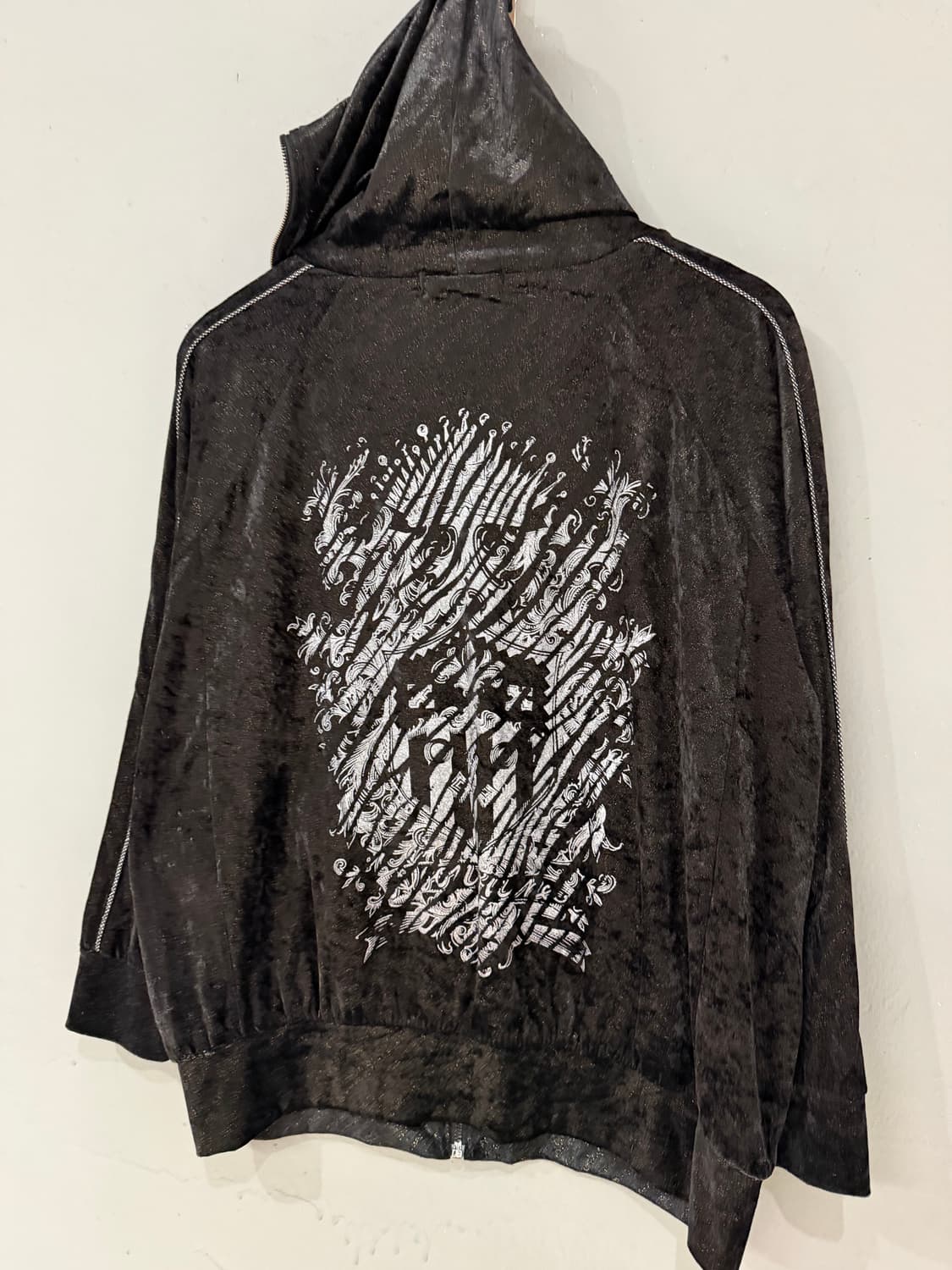 Algonquins printing velvet hood zip-up 상품이미지10