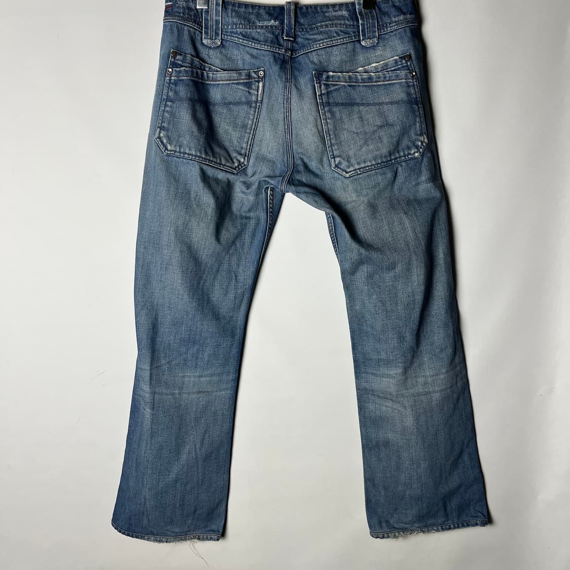 [Diesel] 디젤 3D 포켓 워싱 데님팬츠 상품이미지2