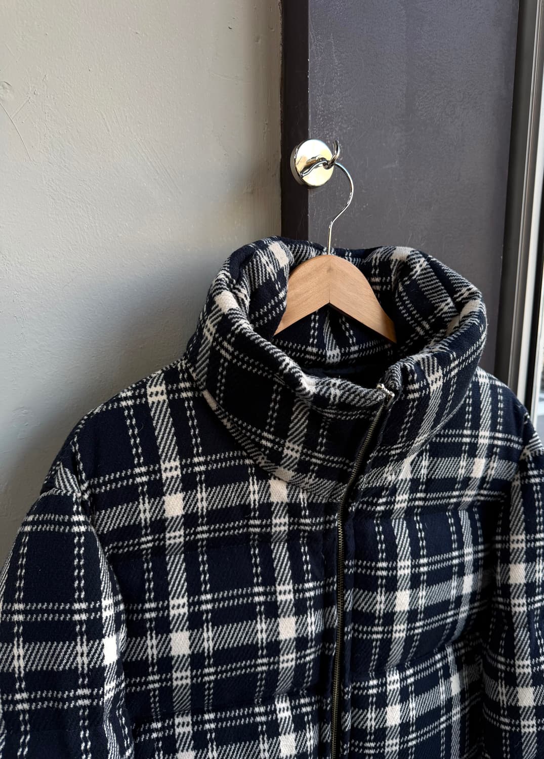 100/ 시스템옴므 구스다운 체크 패딩점퍼 상품이미지4