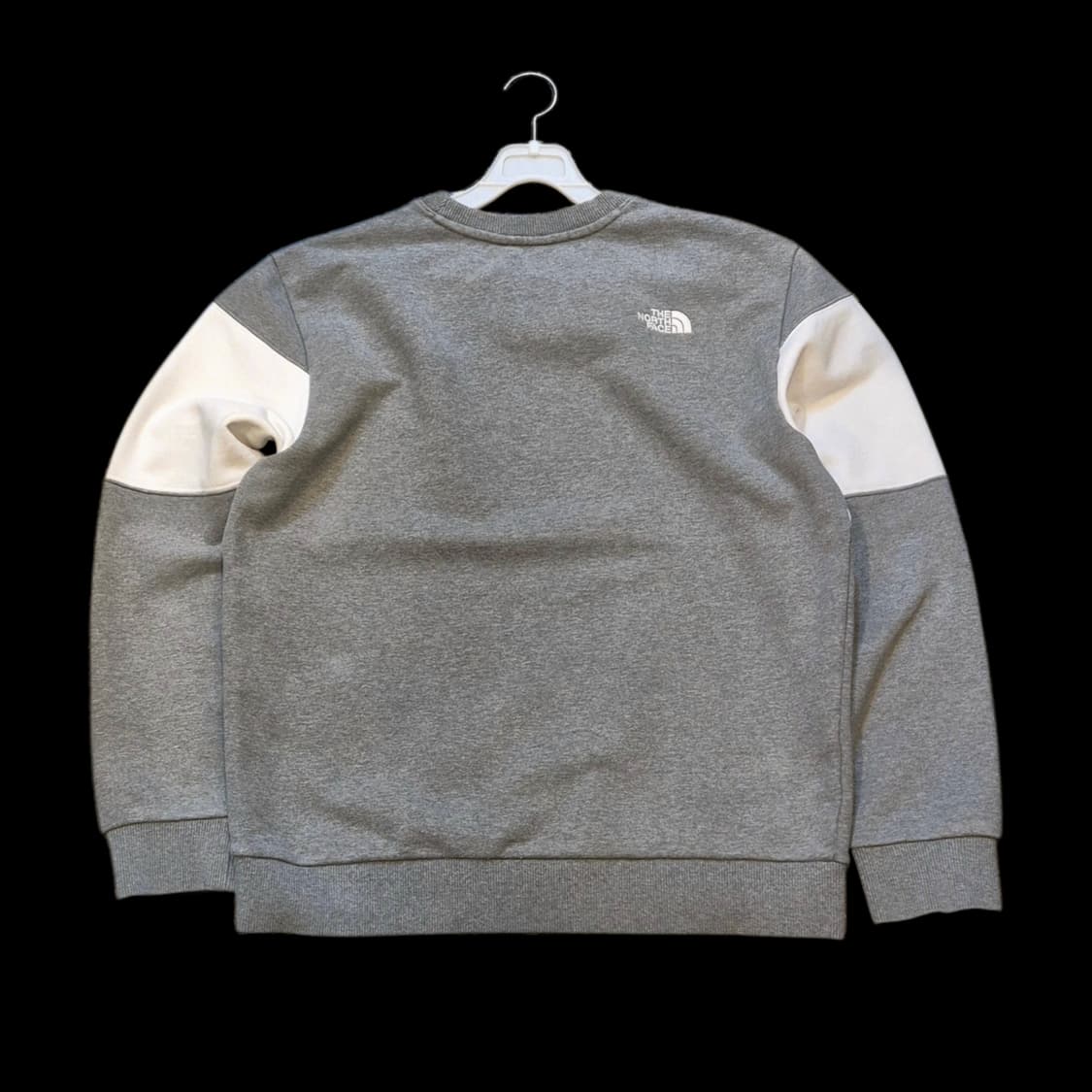 L 노스페이스 그레이 배색 맨투맨  상품이미지2