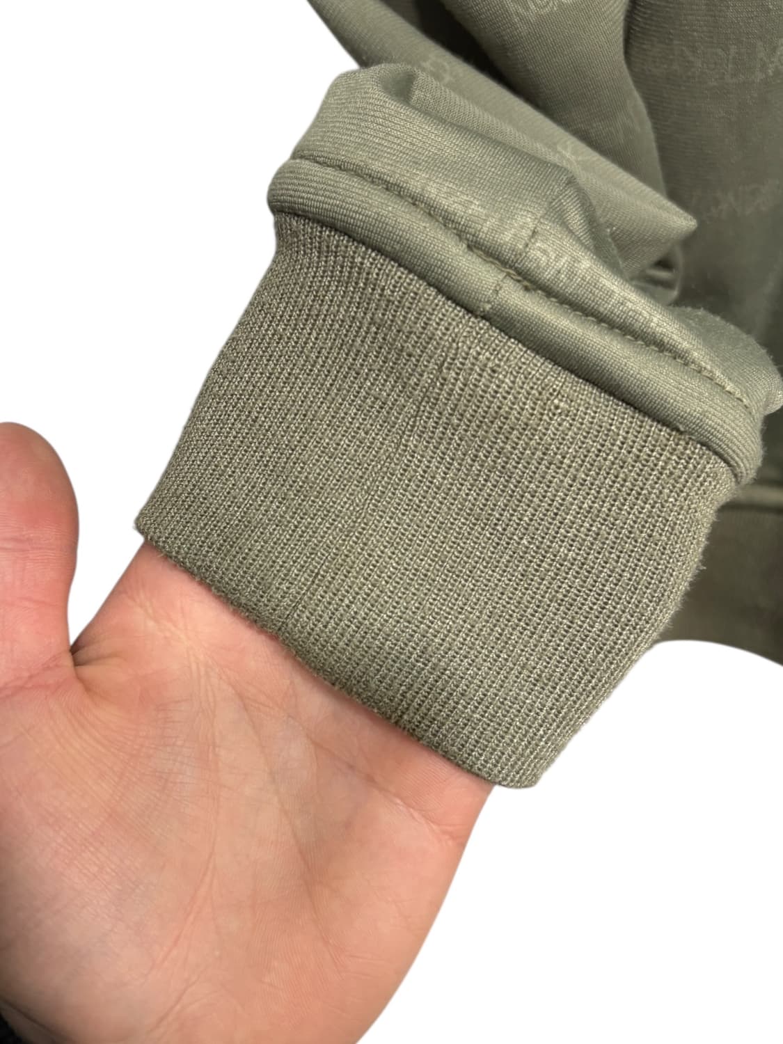 스투시 어쎈틱 기어 집업 상품이미지5