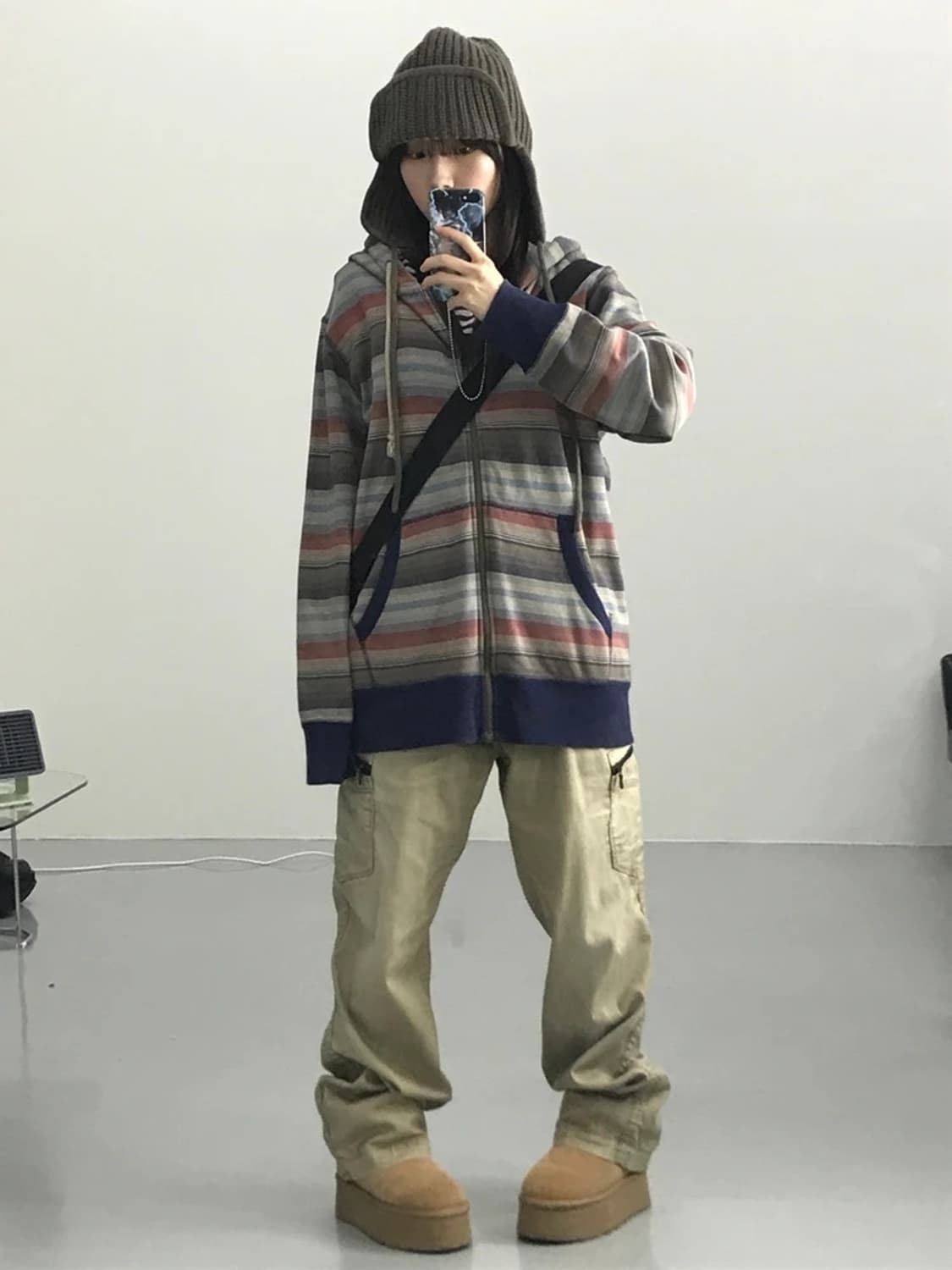 일본 유니클로 후드집업 상품이미지1