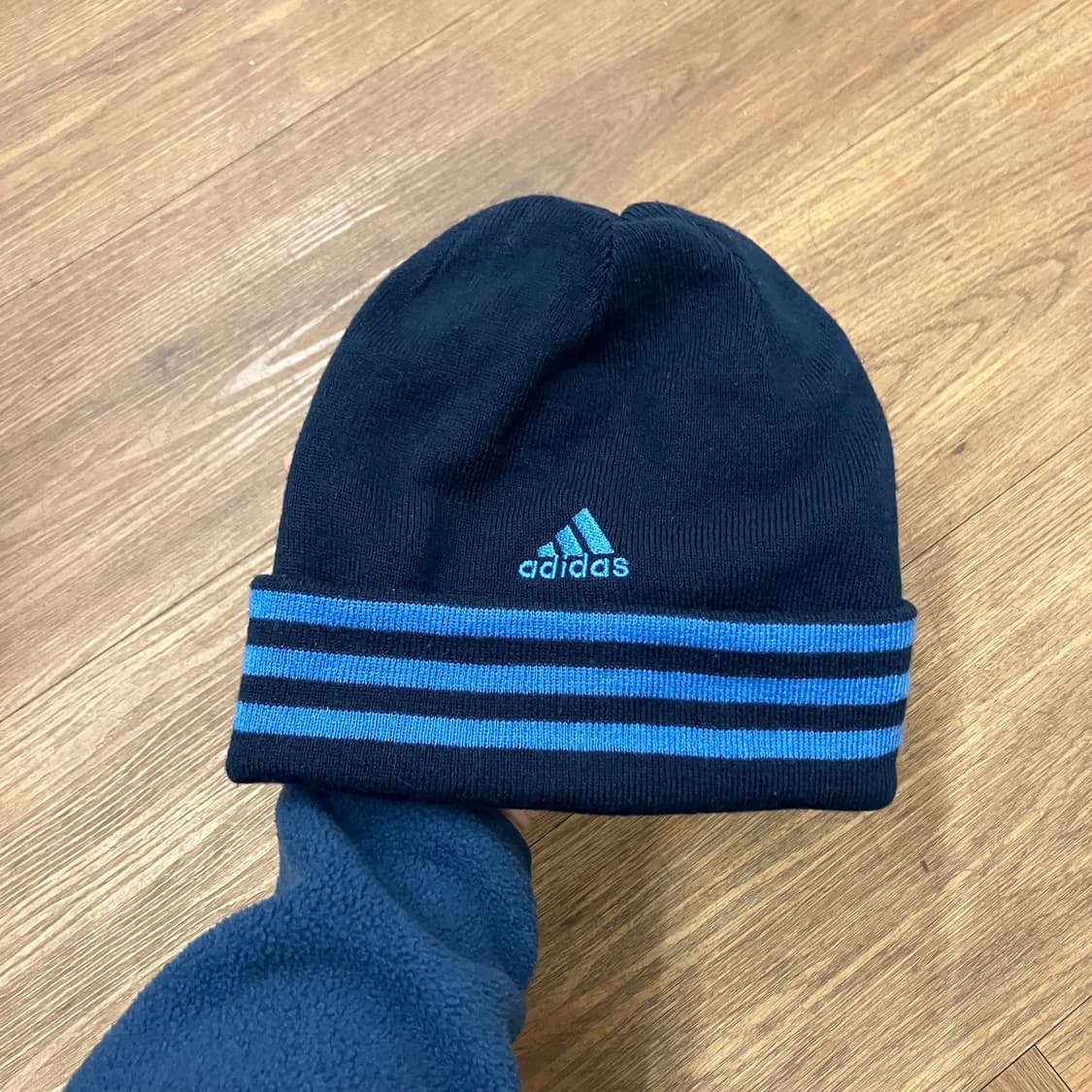 N2 아디다스 비니 상품이미지1