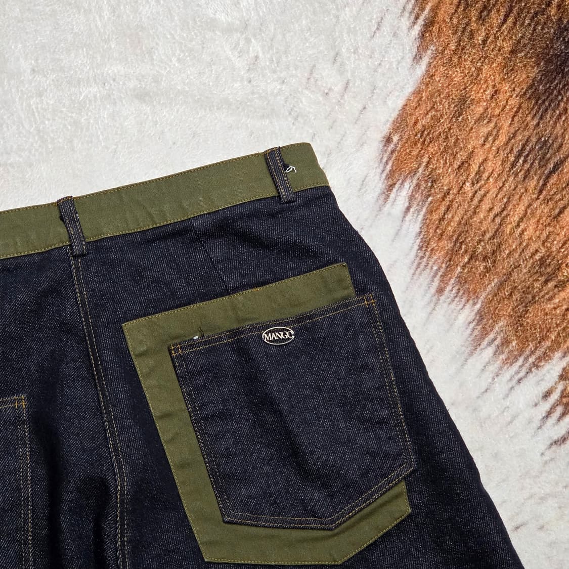 카키 배색 생지 데님 팬츠 상품이미지2