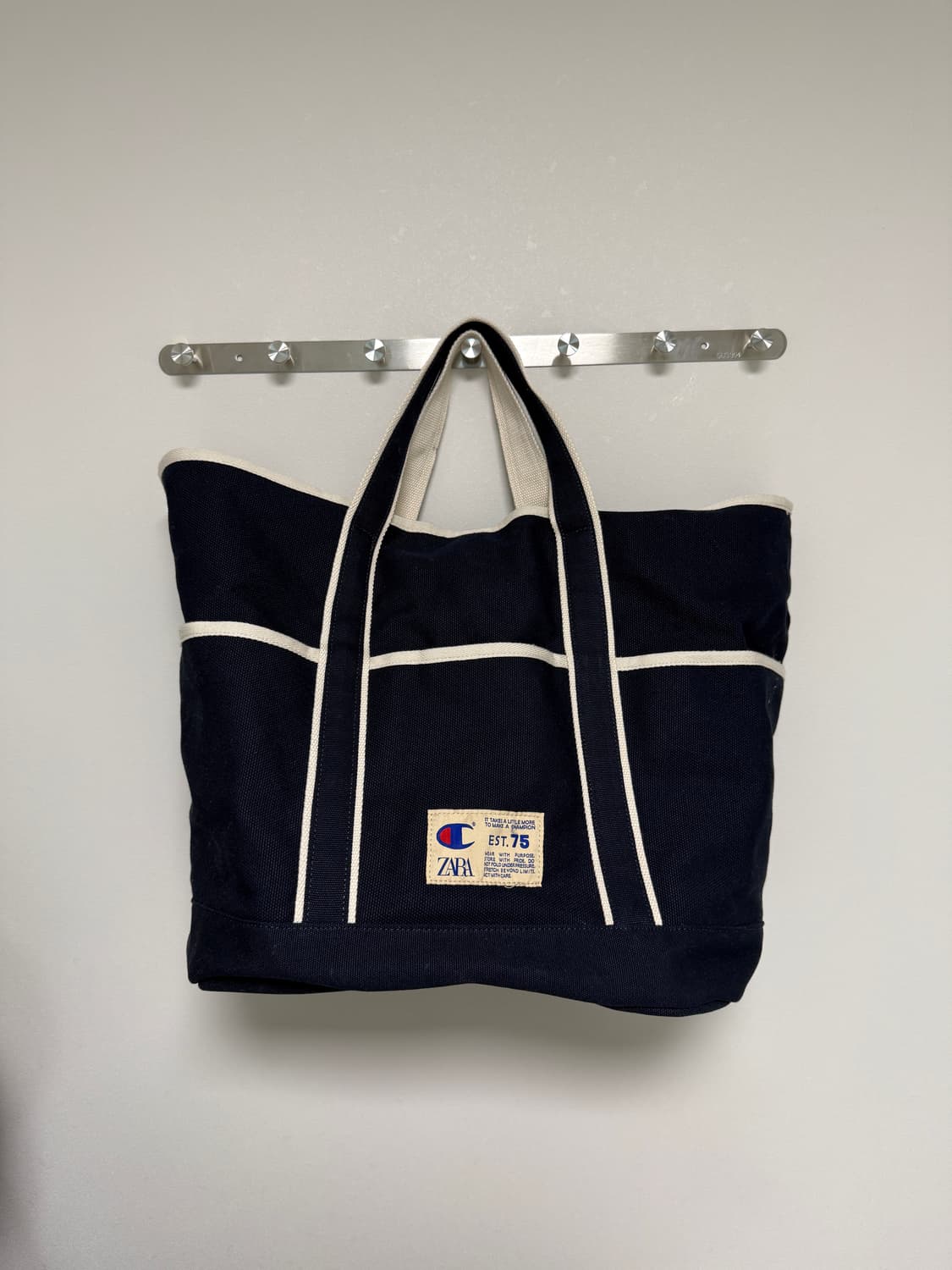 자라x챔피온 패브릭 토트백 상품이미지1