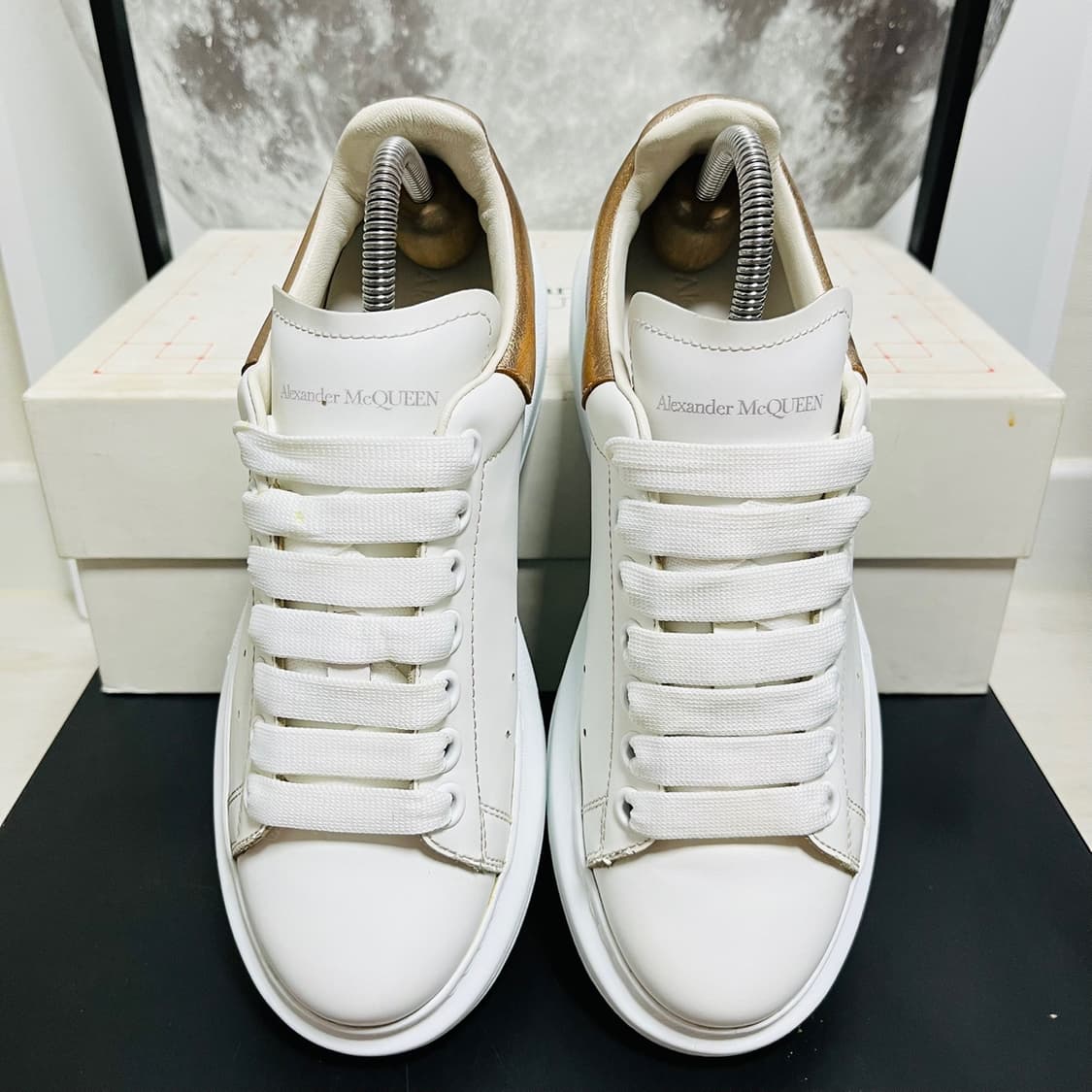 정품 37.5) 알렉산더 맥퀸 로즈골드 오버솔 스니커즈 235~240 상품이미지3