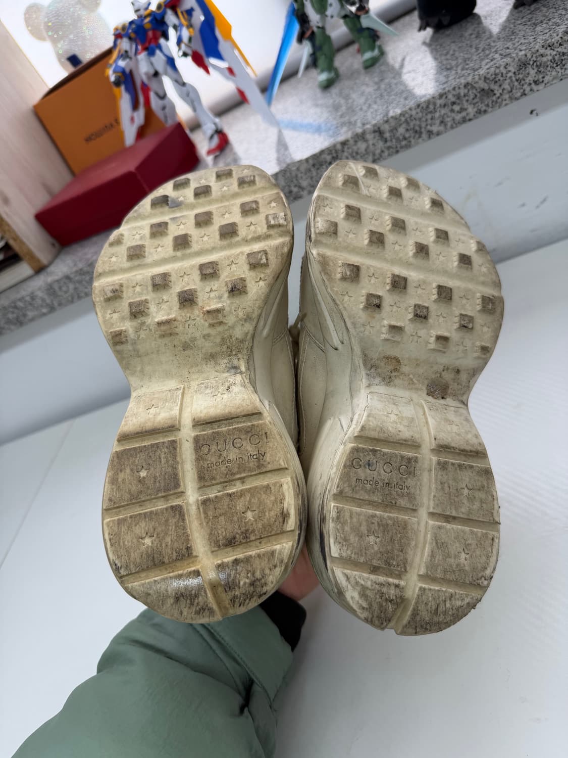 정품) 구찌 더티 라이톤 스니커즈 230 상품이미지10