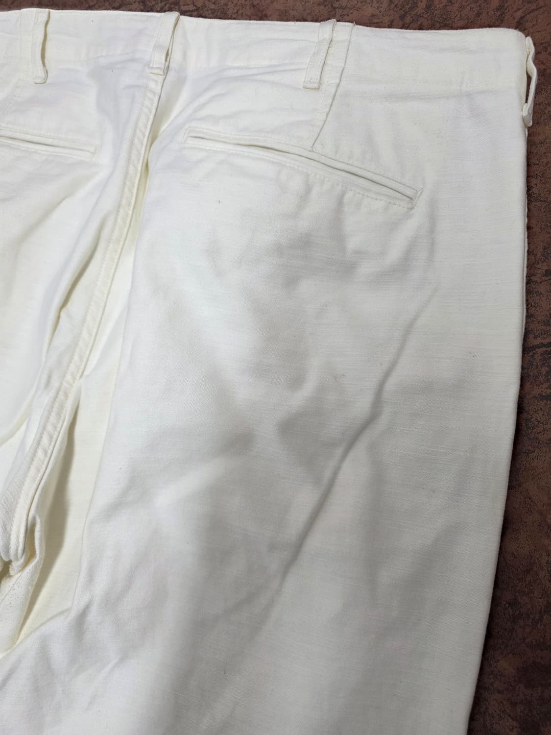 무신사스탠다드 백 사틴 오피서 팬츠 크림 36 상품이미지8