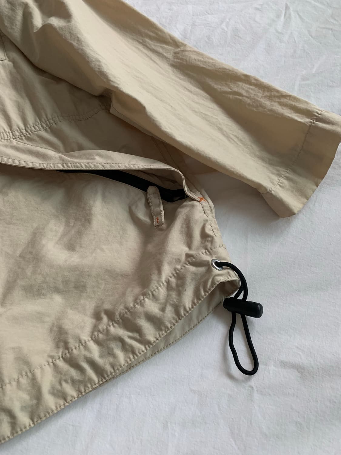 베이지 나일론 반집업 상품이미지4