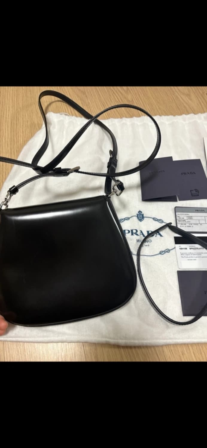 프라다 플랩 클레오 브러쉬드 레더 미니백 상품이미지3