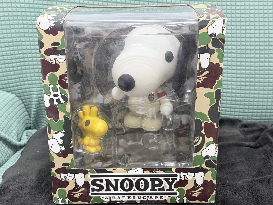 베이프 스누피 피규어 상품이미지1