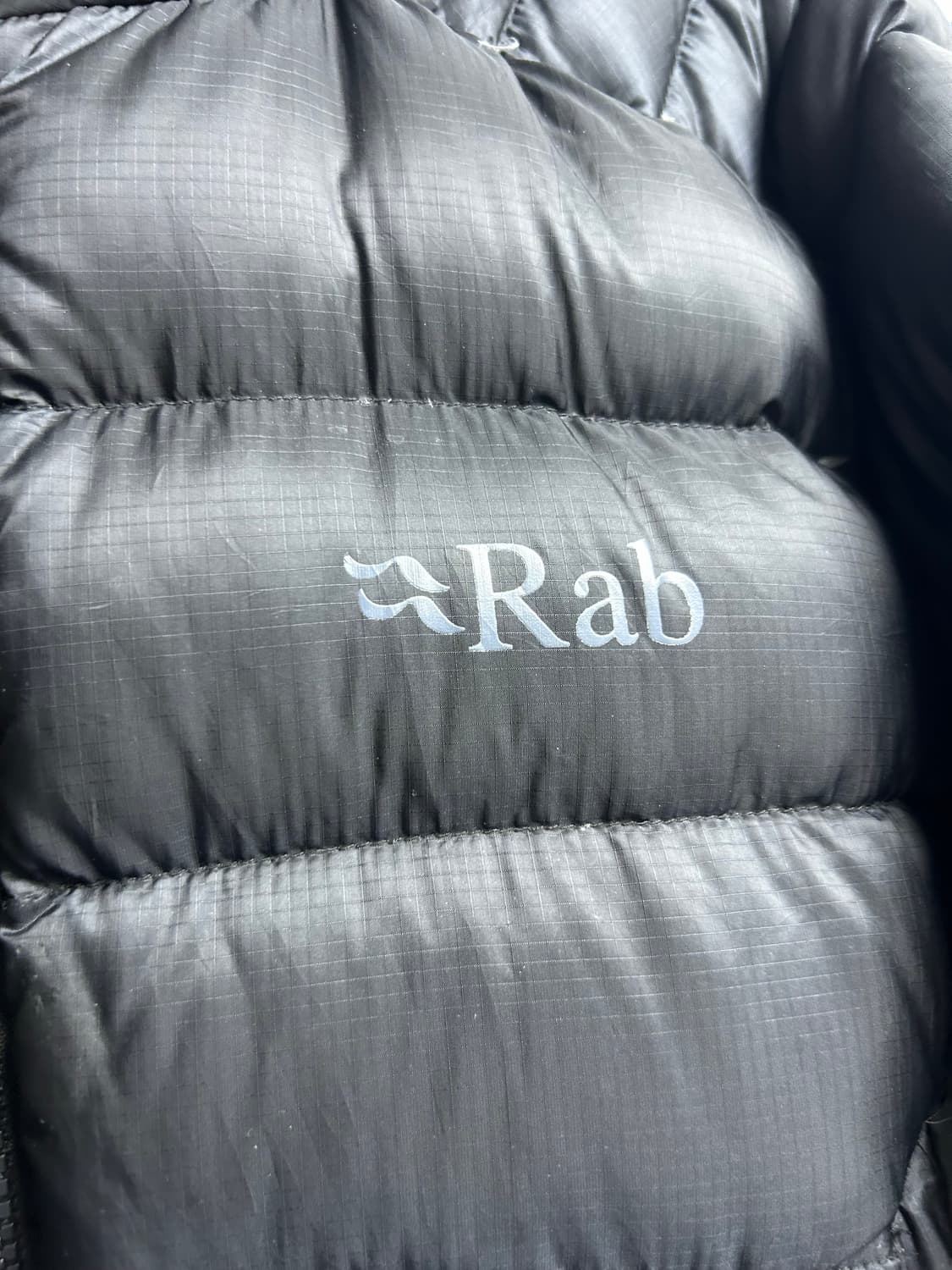 Rab 랩 경량 패딩 블랙 색상 UK S  상품이미지3