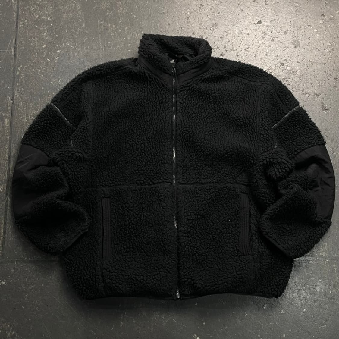 100 아디다스 뽀글이 후리스 상품이미지1