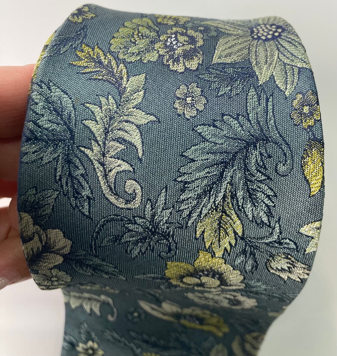 입생로랑 넥타이 상품이미지10