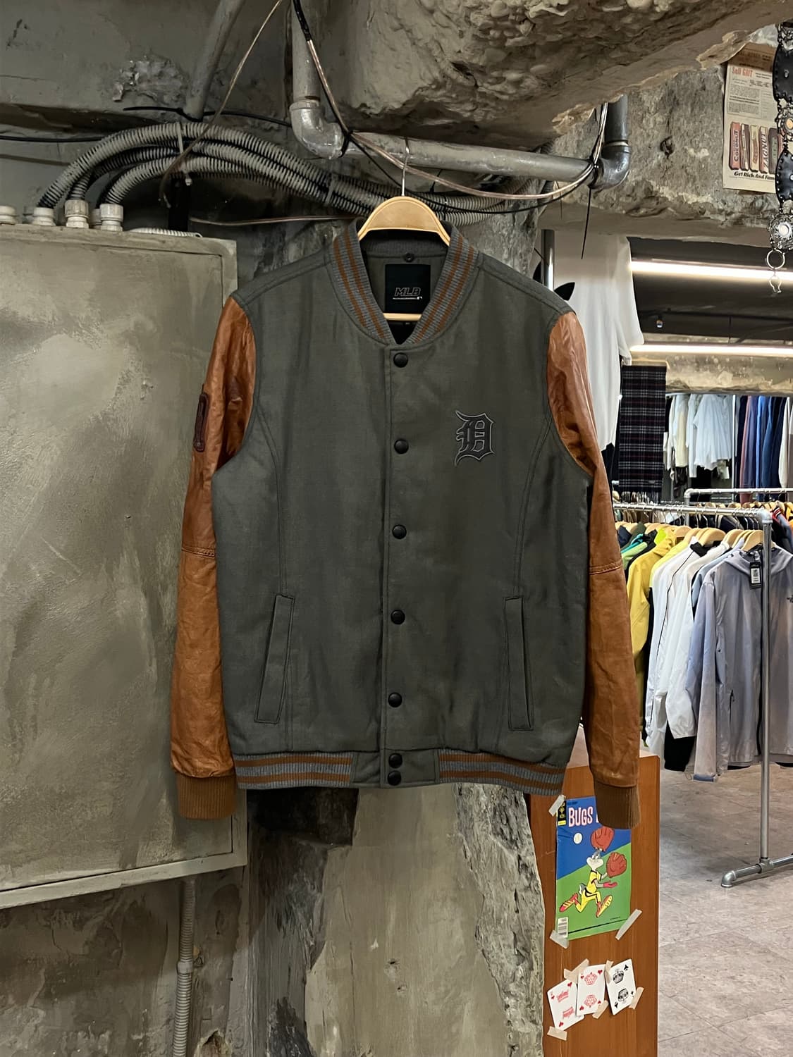 MLB 레더 소매 바시티 자켓 차콜 105  #csz2722  상품이미지1