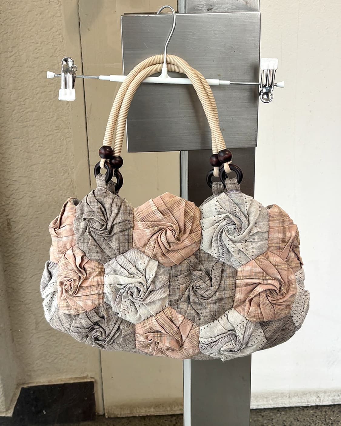 로맨틱 뮤트 로즈 패치워크 토트백 상품이미지1