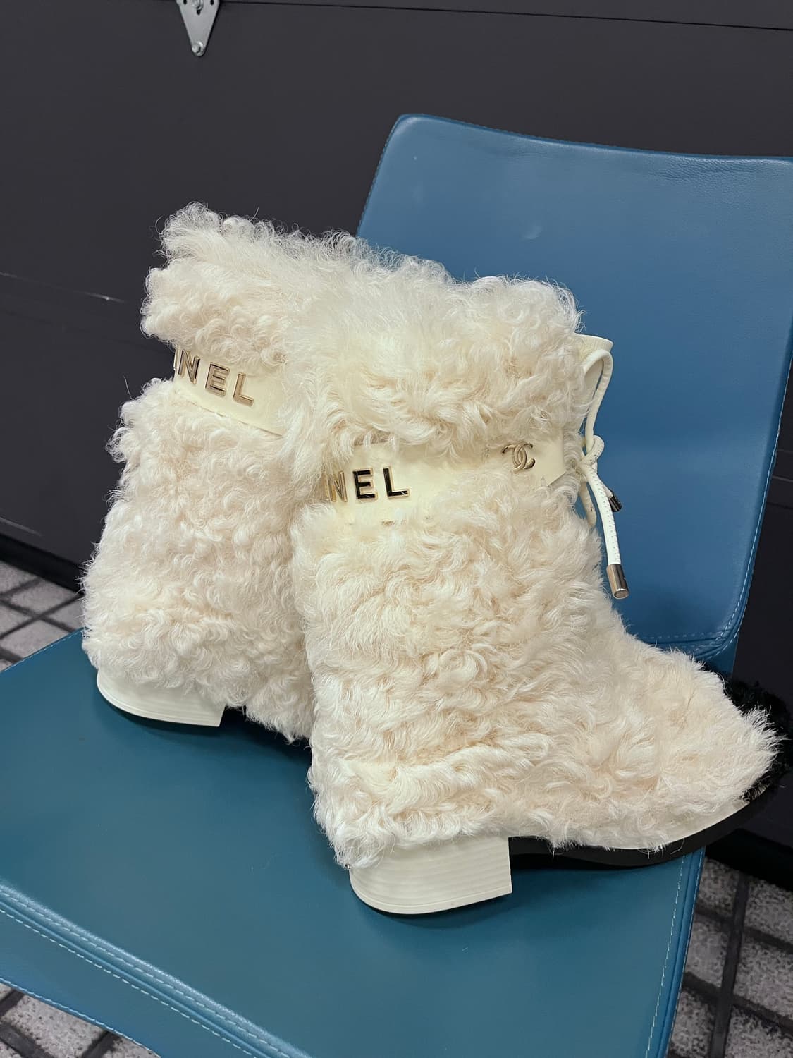 샤넬시어링 부츠 (인간푸들 ) 정품 37반 240  상품이미지3