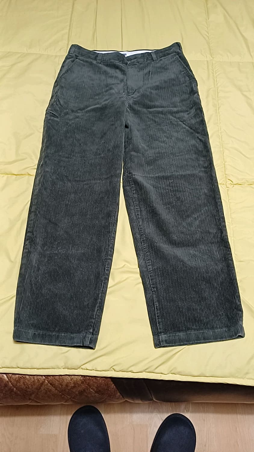 유니클로 와이드 코듀로이팬츠 실측32인치 기장102 상품이미지1