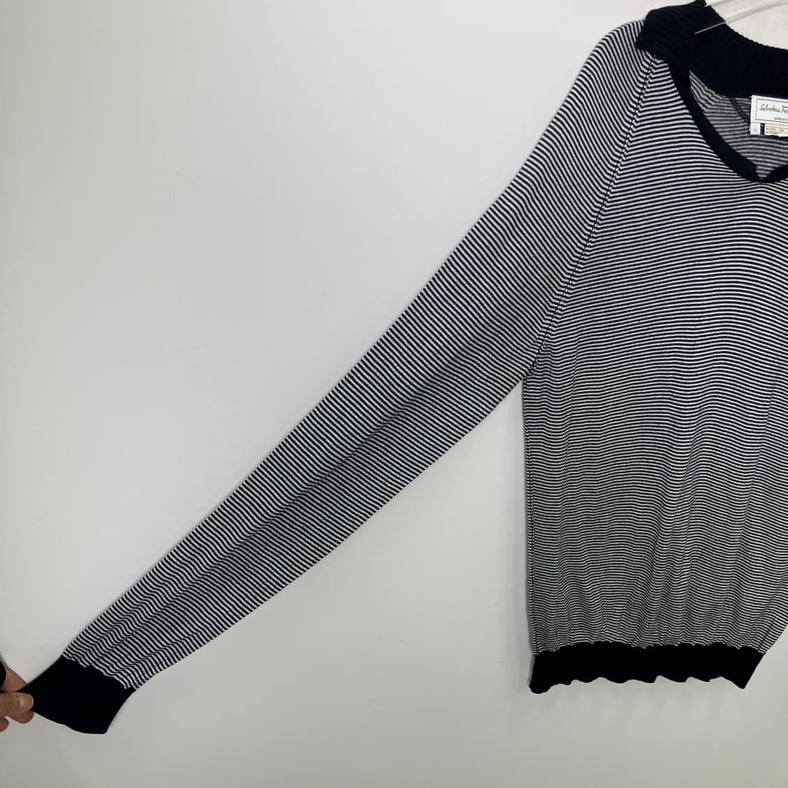 페라가모 스트라이프 폴로 니트 L 상품이미지7