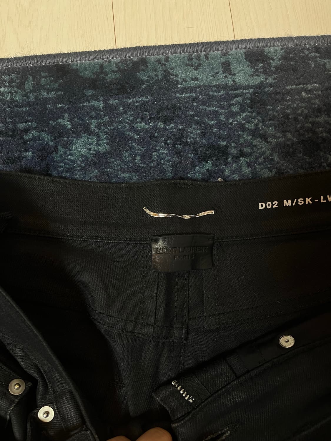 에디기 생로랑 16ss 레더 패널 진 판매합니다 상품이미지5