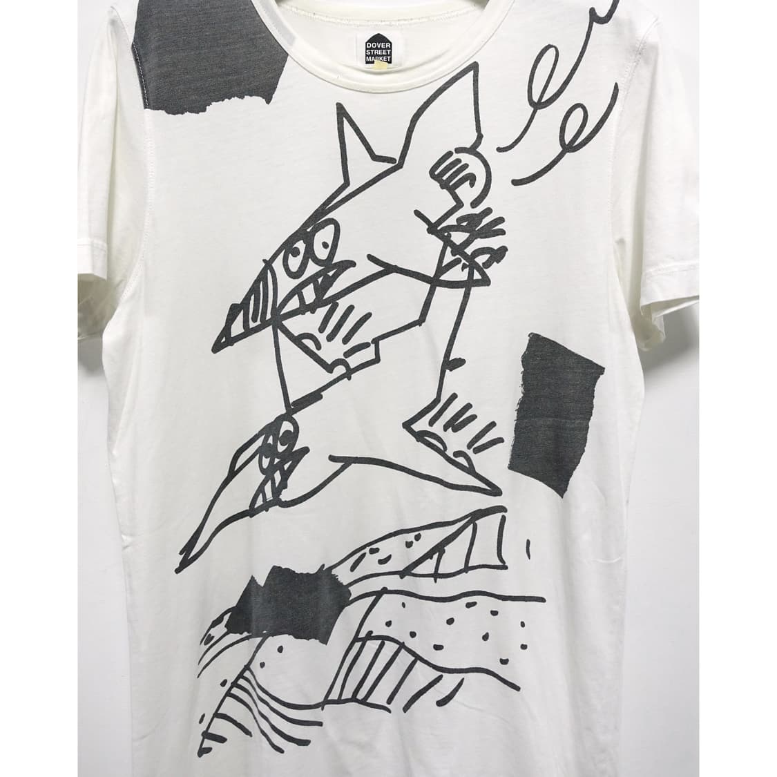 [M] DOVERSTREETMARKET 도버스트릿마켓 스케치 티셔츠 상품이미지6