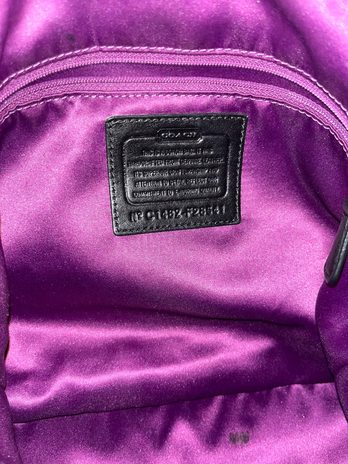 Coach All Black Shoulder bag 상품이미지9
