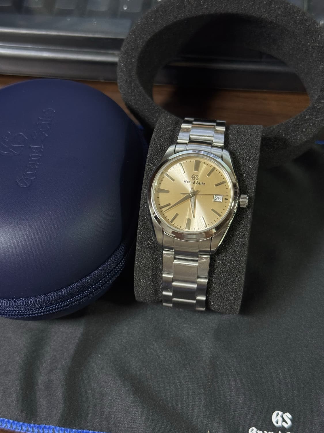 [MOD시계] 그랜드세이코 37mm 샴페인골드색상 쿼츠 상품이미지1