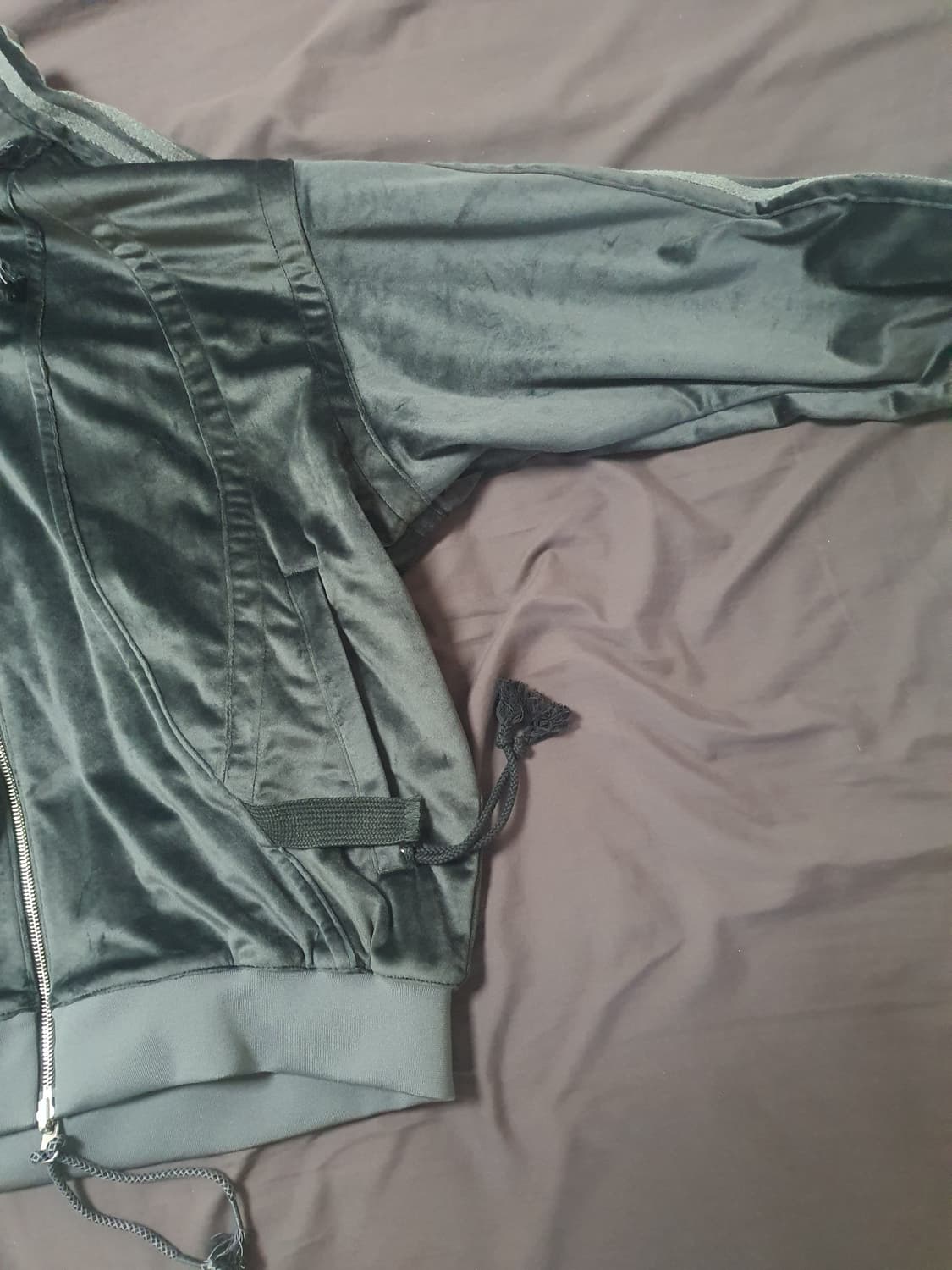 아디다스 X 송 포 더 뮤트 트랙져지 블랙 us L사이즈 상품이미지6