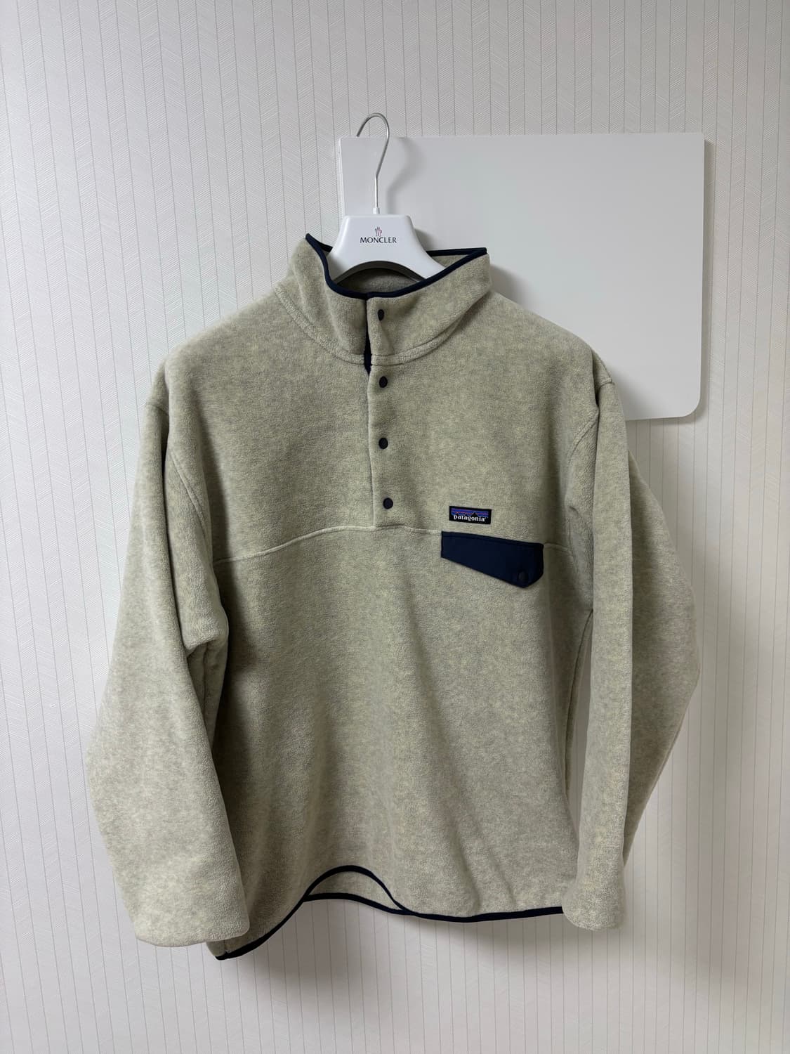 파타고니아 신칠라 오트밀 라지팝니다 상품이미지1