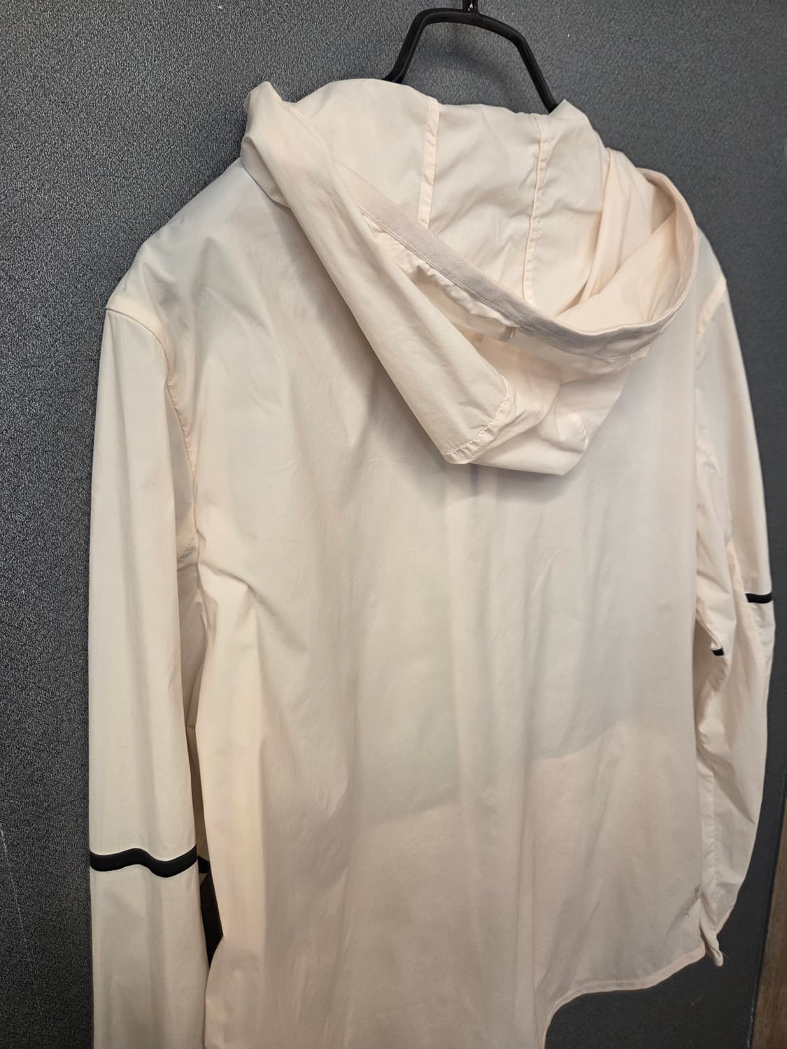 푸마 초경량바람막이  상품이미지6