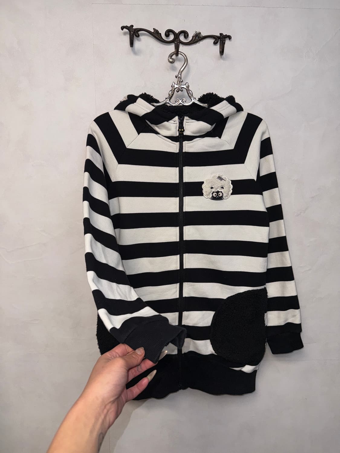 Black & white stripe patch zipper 후드집업 상품이미지6