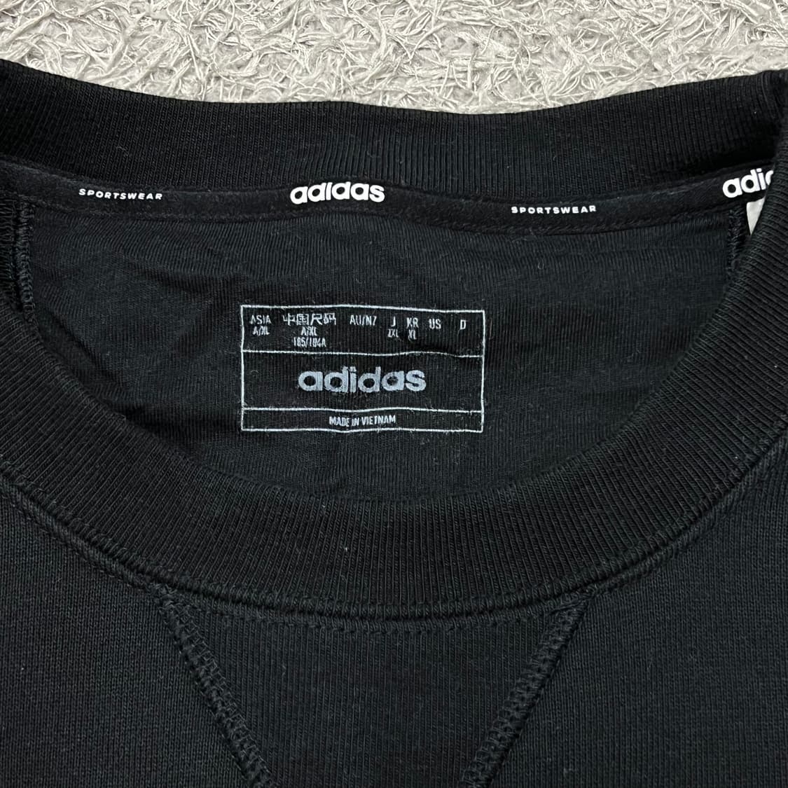 [100] 아디다스 맨투맨 상품이미지3