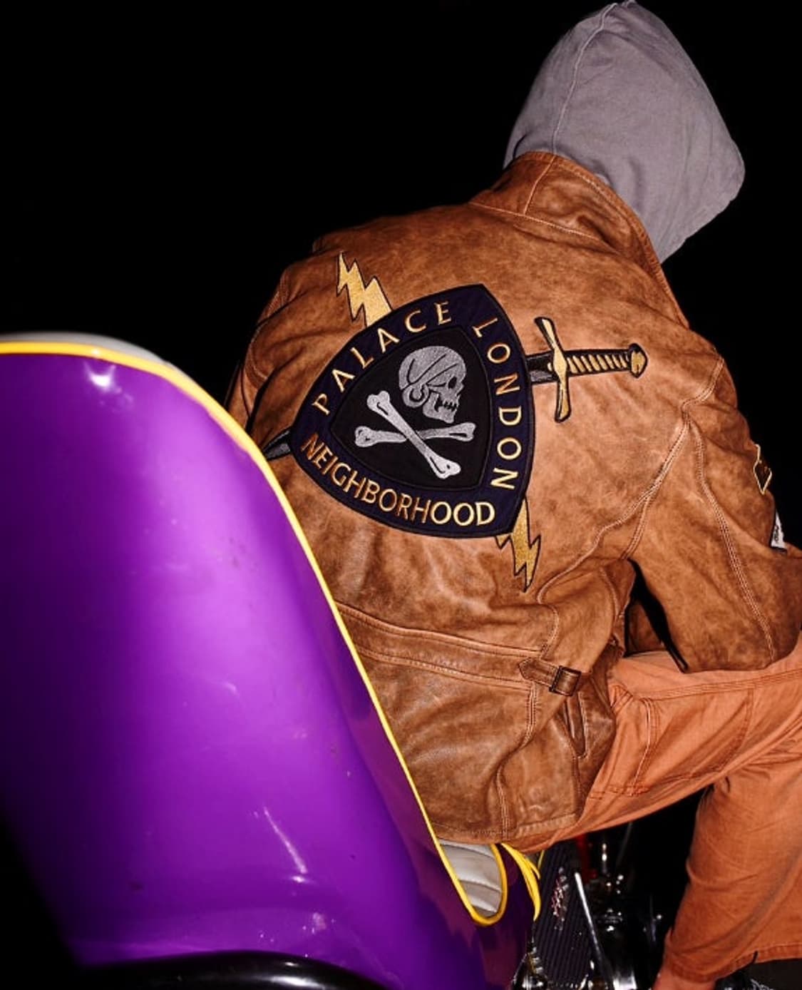 팔라스 x 네이버후드 바이커 레더 자켓 브라운 - 25FW L 새제품 상품이미지1