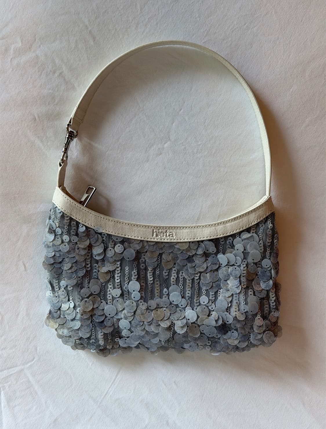 새상품) 히에타 타일라 백 hieta tyla bag grey 상품이미지4
