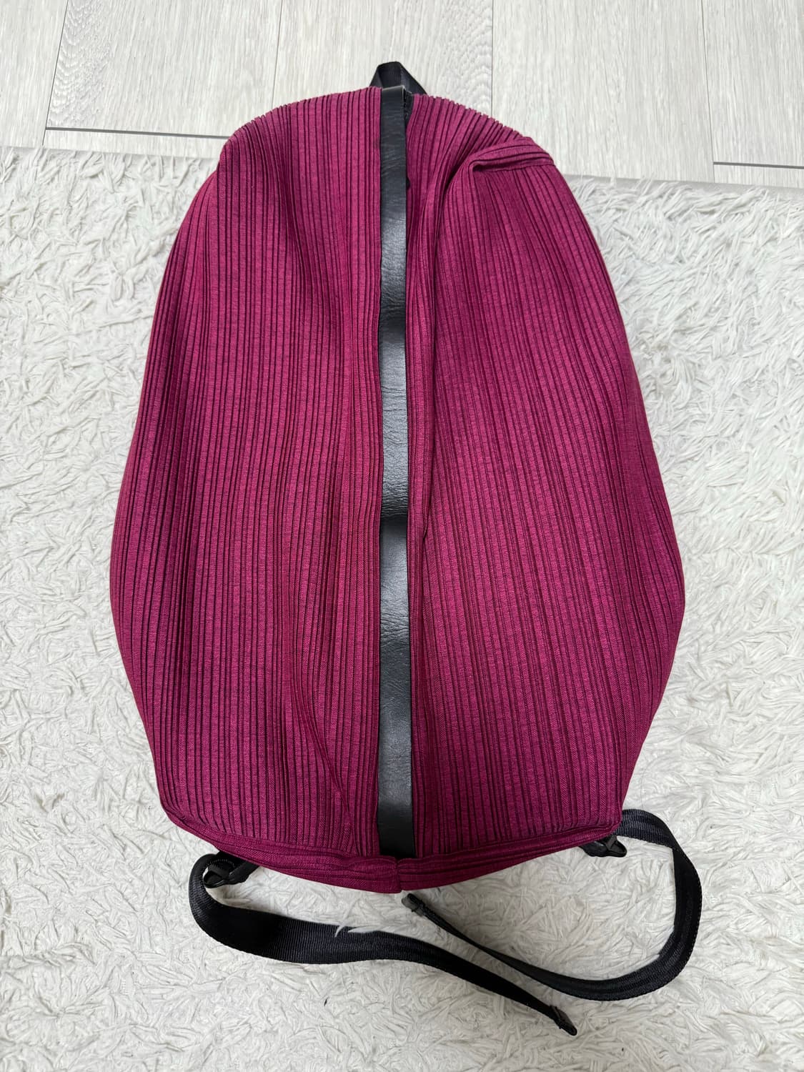 (OS)이세이미야케 플리츠플리츠 백팩 상품이미지1