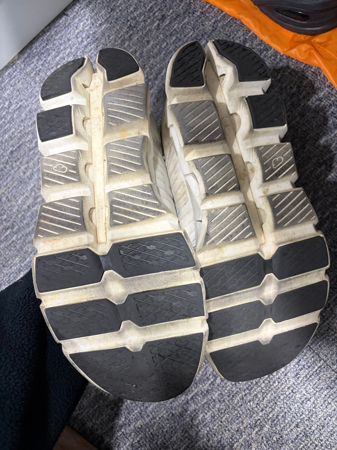 On 온러닝 클라우드 스위프트4 상품이미지3