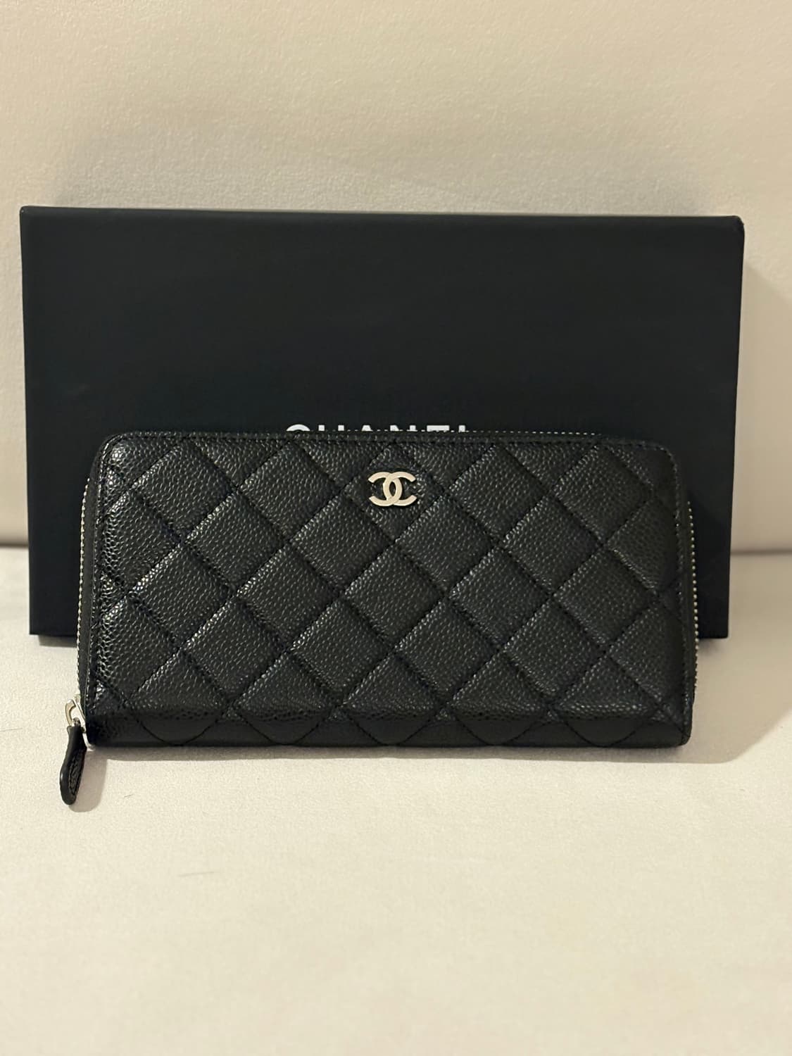 샤넬 클래식 캐비어 은장 장지갑 (새상품) 상품이미지2