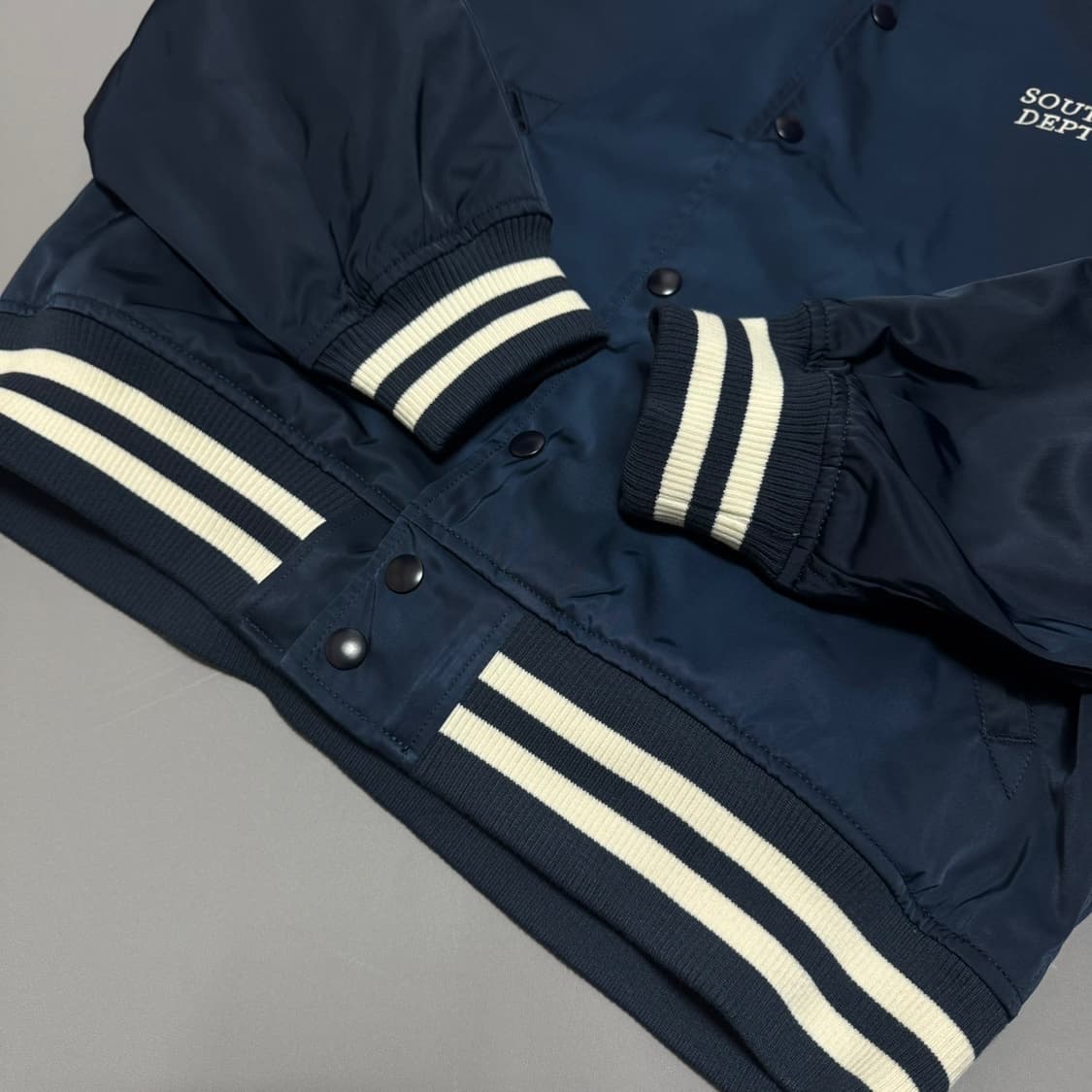 INHERIT 블루컬러 스펠링 자수로고 폴리에스터 스타디움 자켓 상품이미지5