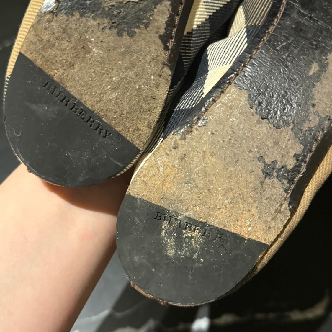 Burberry plat shoes 상품이미지3