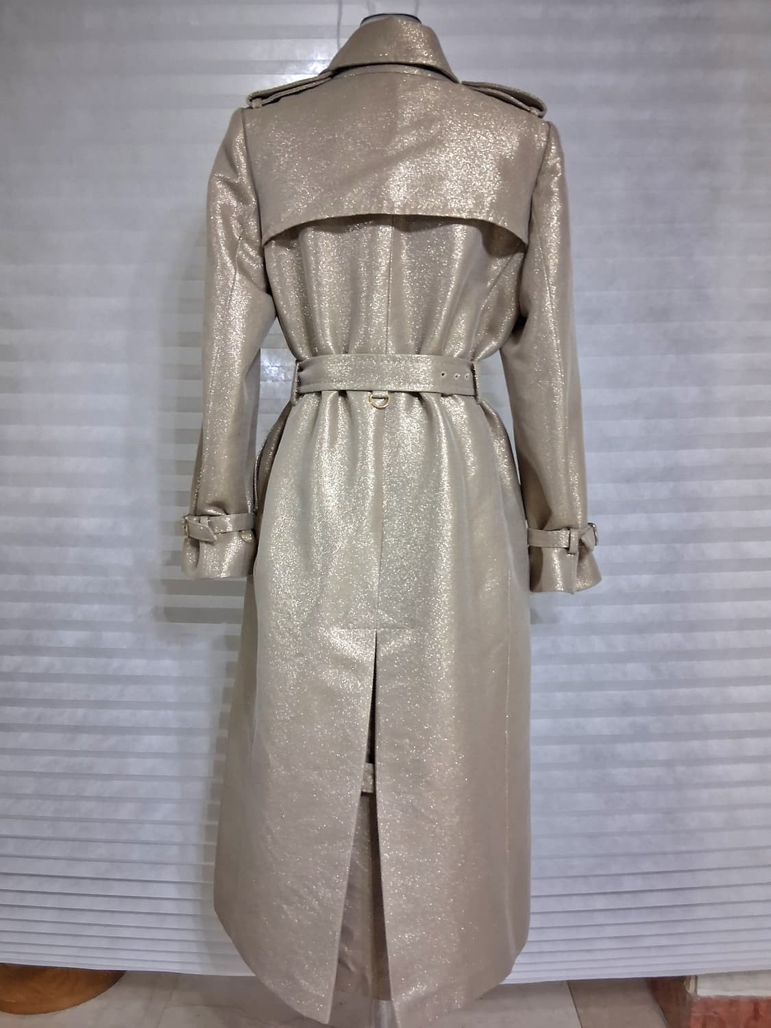 MaxMara 메탈릭 롱 트렌치코트 상품이미지7