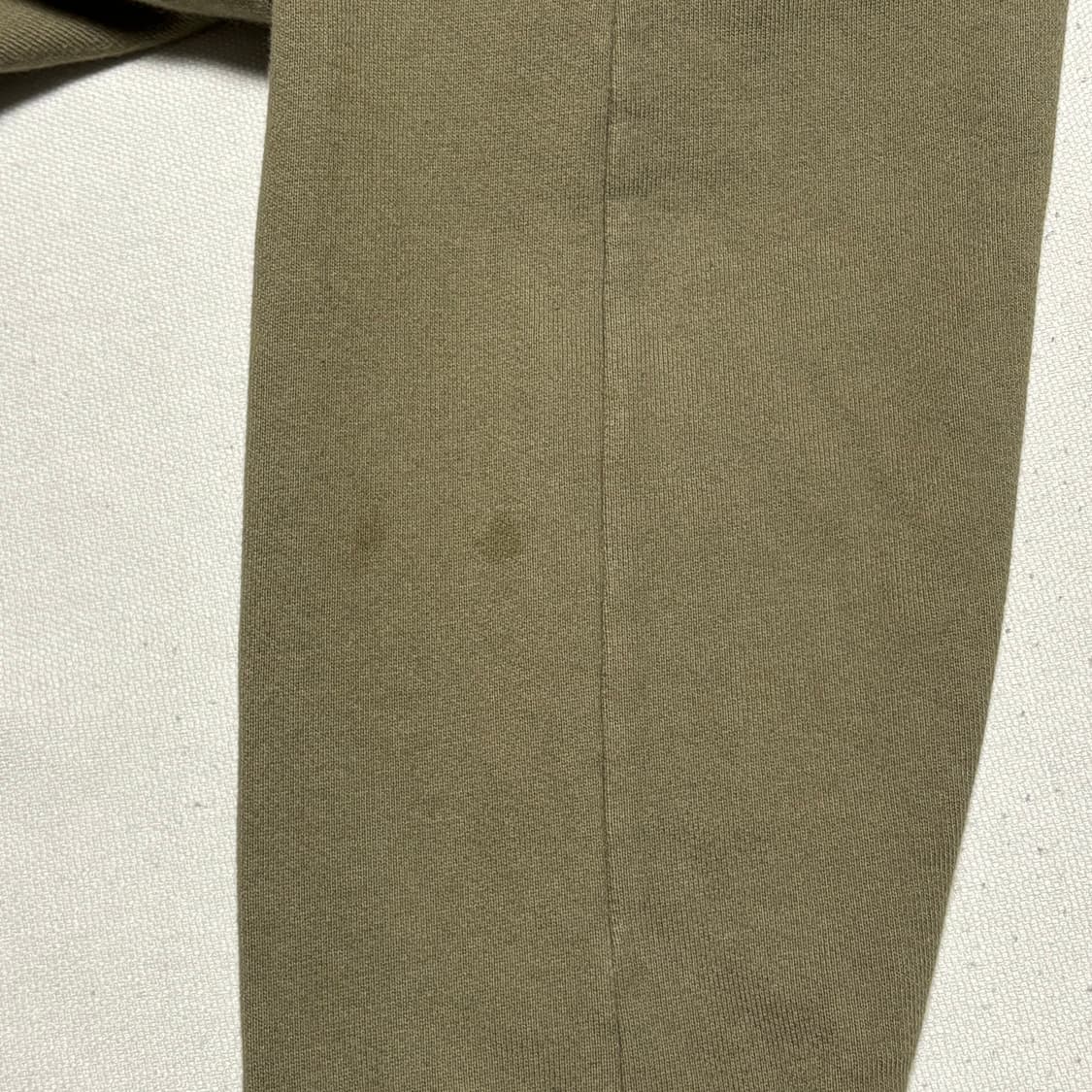 C.P. Company 딥그린 렌즈 맨투맨 상품이미지8