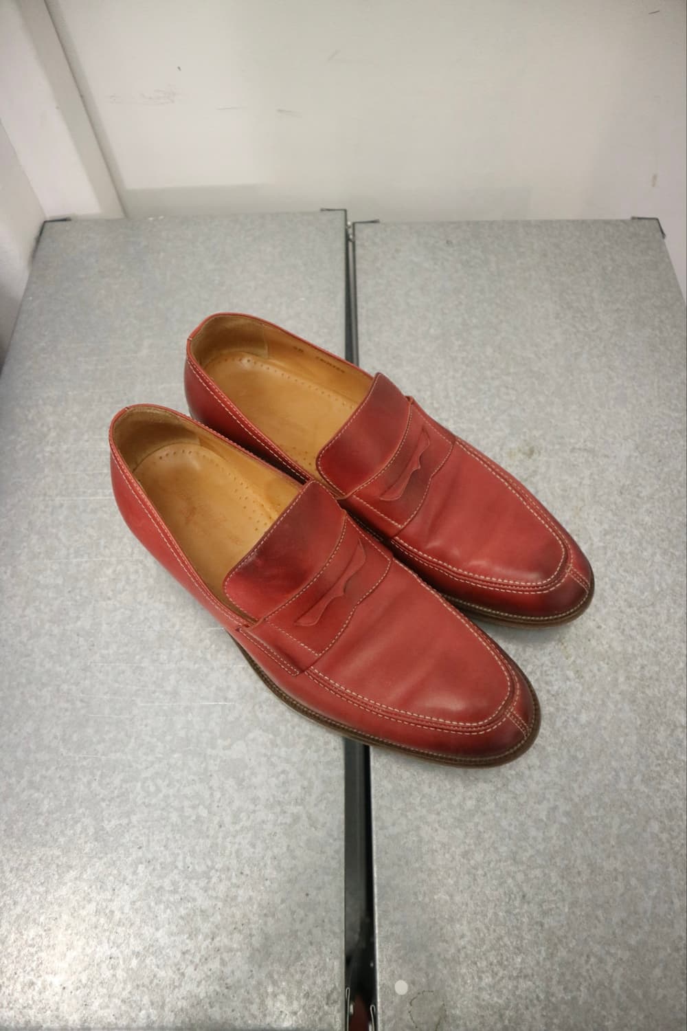 Saks Fitfh Avenue red loafers 상품이미지1