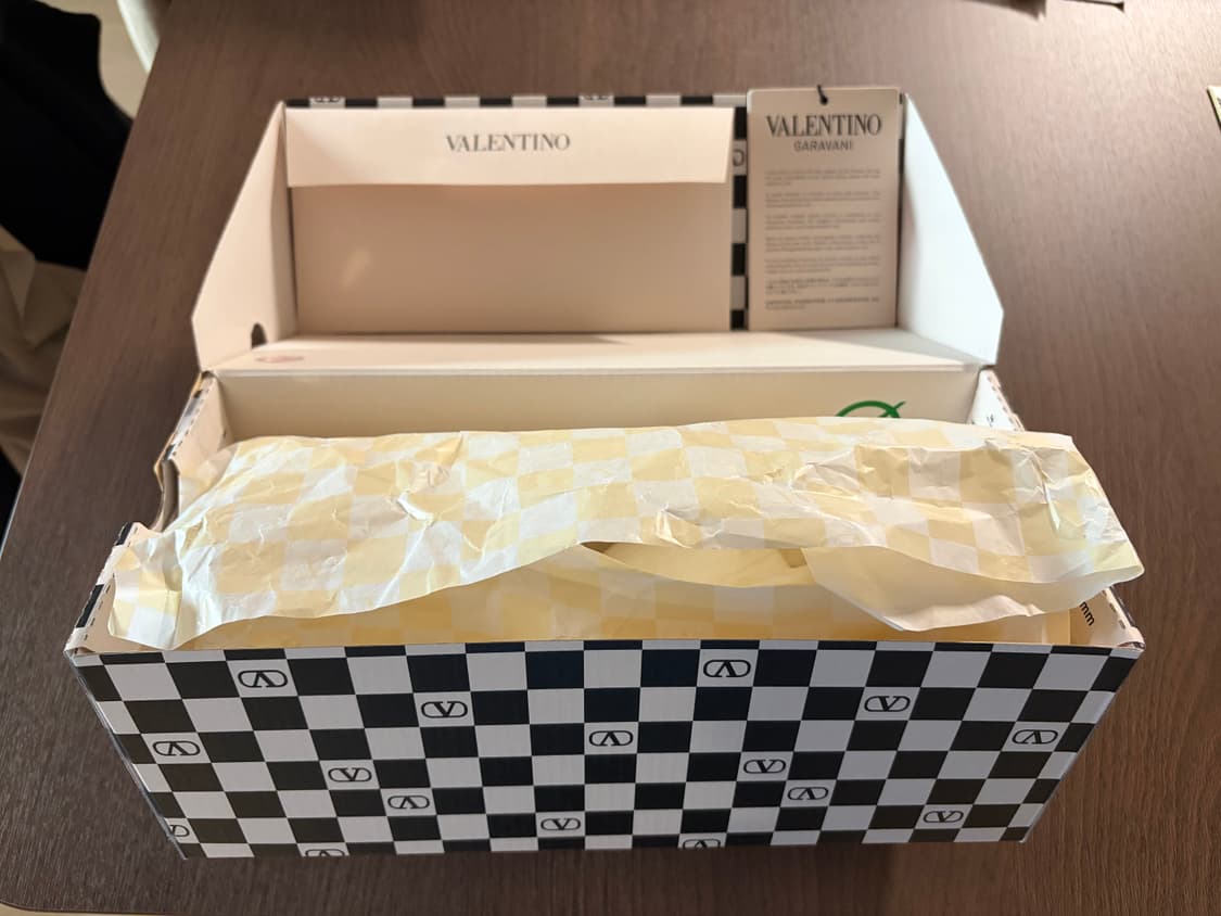 발렌티노 반스 브이로고 체커보드 스니커즈 상품이미지8