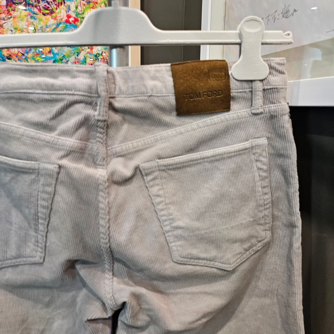 톰포드 슬림 핏 스웨이드 패치 코듀로이 팬츠 상품이미지5