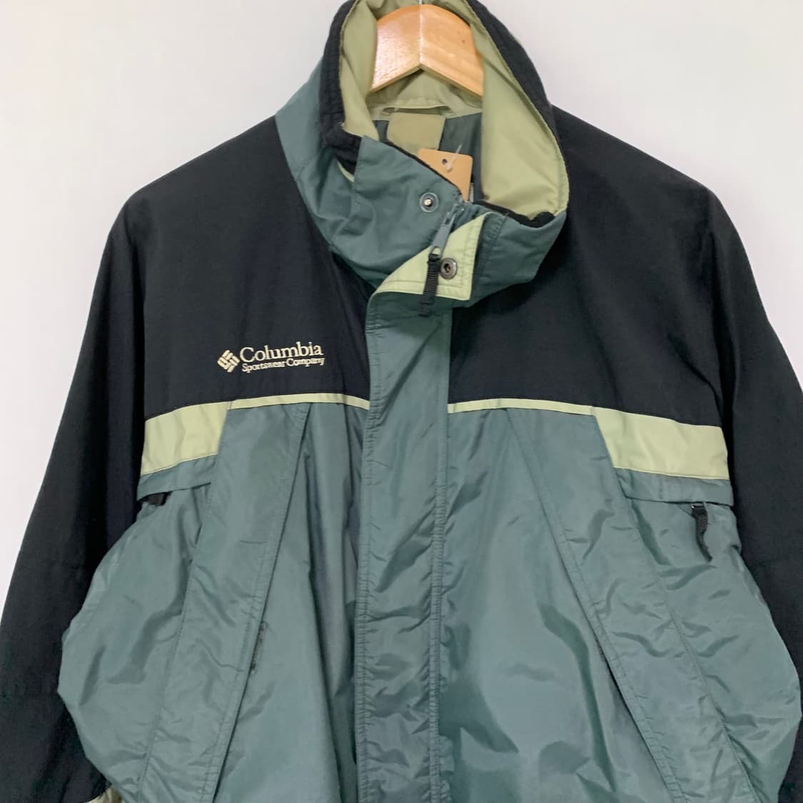 컬럼비아 콜롬비아 배색 블랙/그린 바람막이 자켓 고프코어 남M 남녀공용 상품이미지2