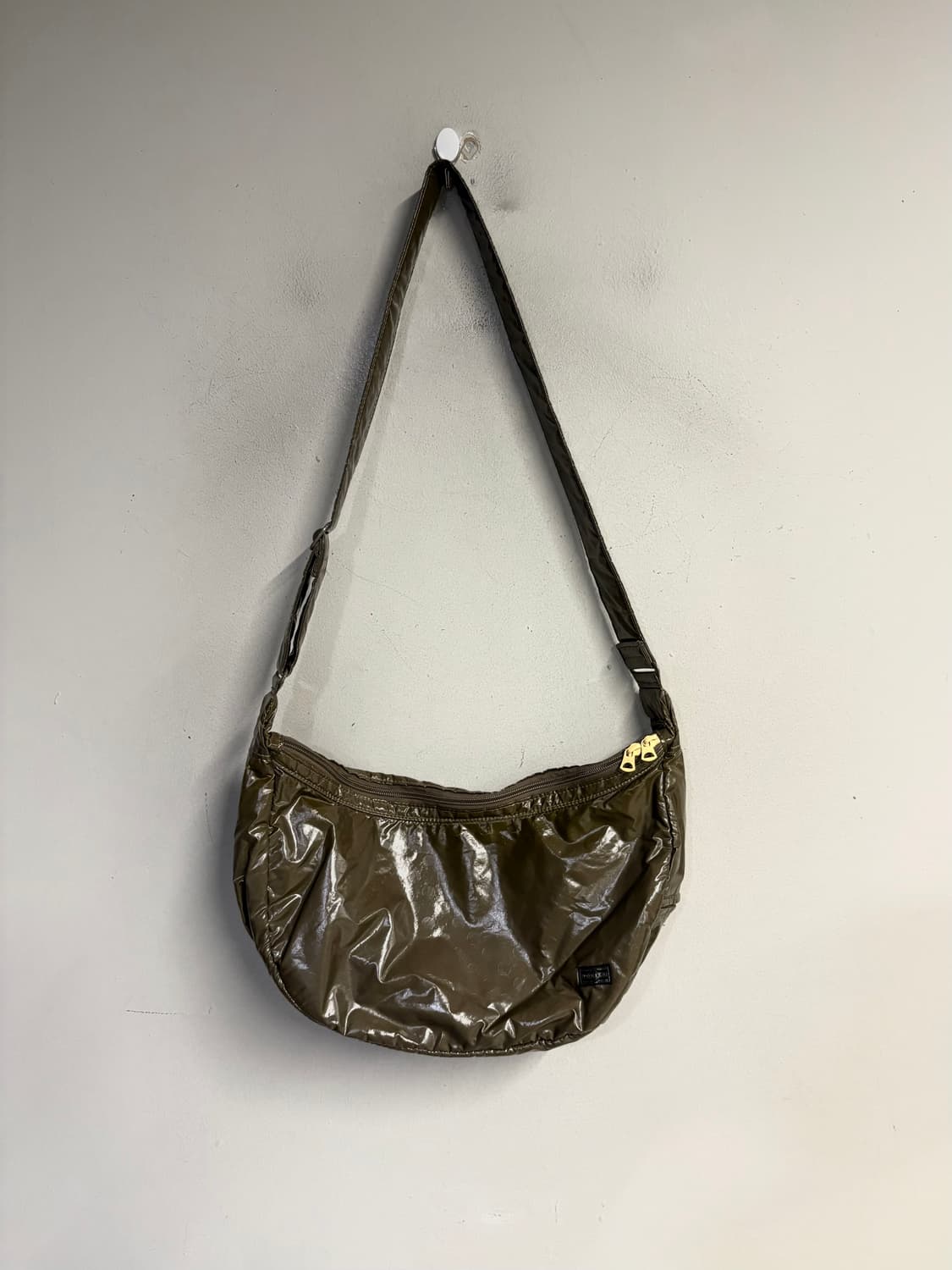 PORTER big dot embossing cross bag khaki 상품이미지1