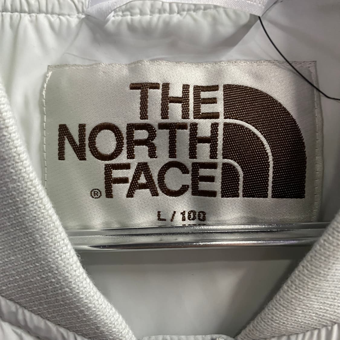 노스페이스 화이트라벨 노벨티 눕시 다운패딩 B3846  상품이미지4