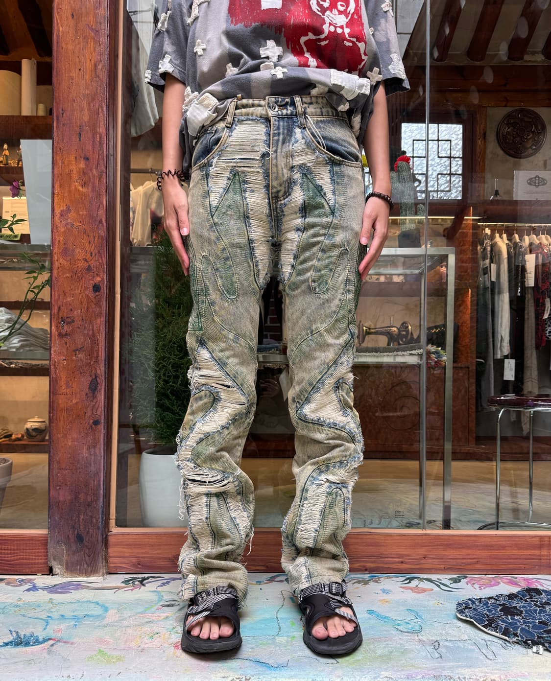 Who desides war embroidery jean 상품이미지4