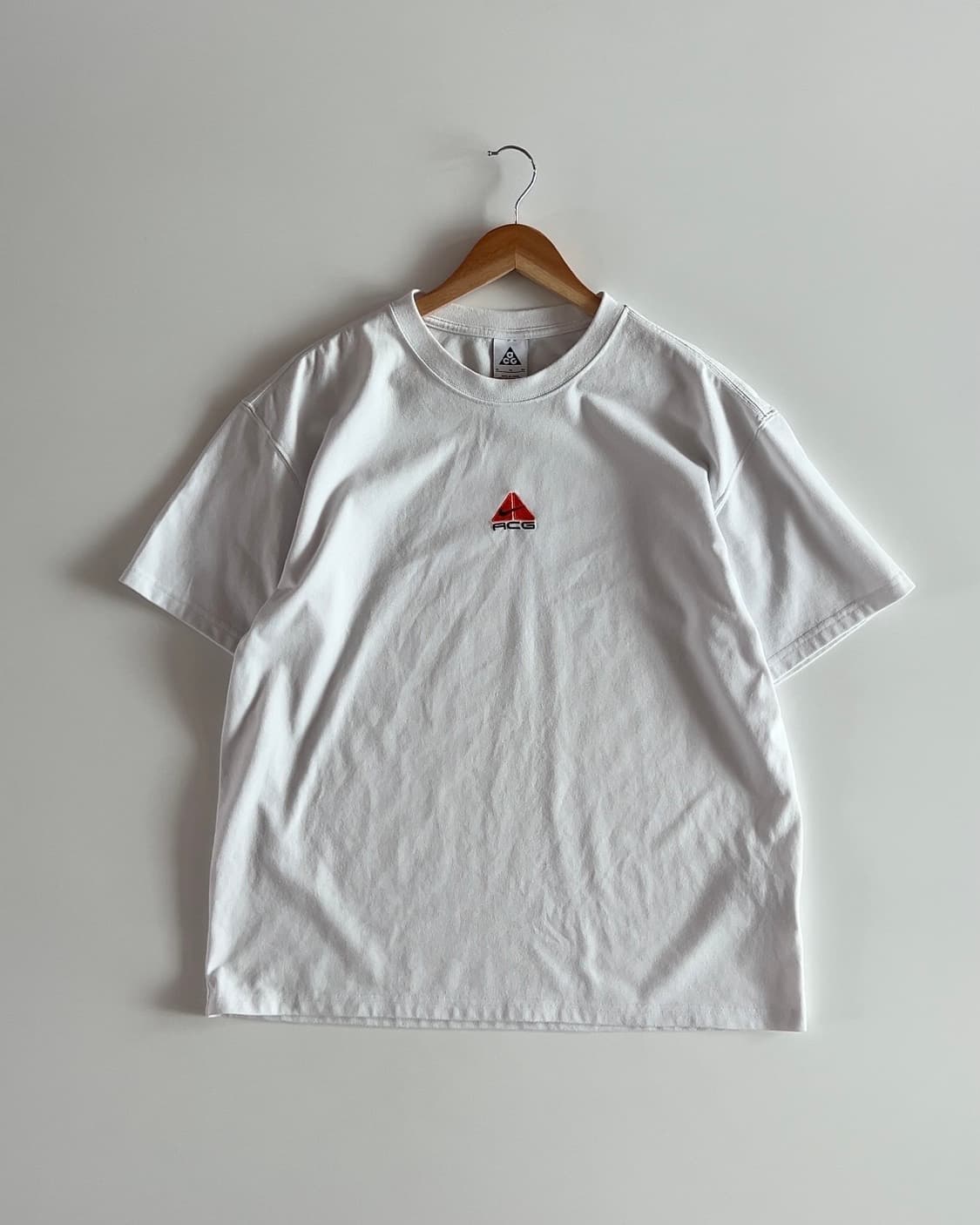 나이키 ACG 반팔 티셔츠 XL 상품이미지1